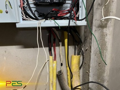 รับเหมาซ่อมบำรุงระบบไฟฟ้าบ้าน-สำนักงาน-คลังสินค้า - ช่างรับเหมาระบบไฟฟ้า นนทบุรี - พี อี เอส
